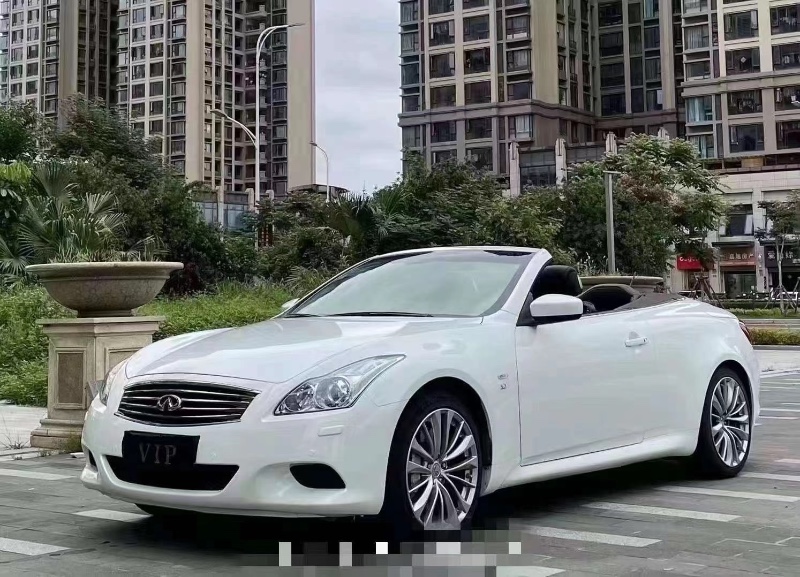 青岛16年英菲尼迪Q604