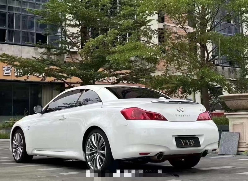 青岛16年英菲尼迪Q608