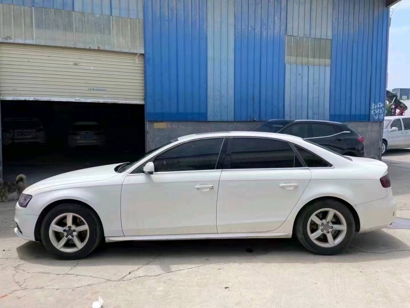 鄭州15年奧迪A4L3