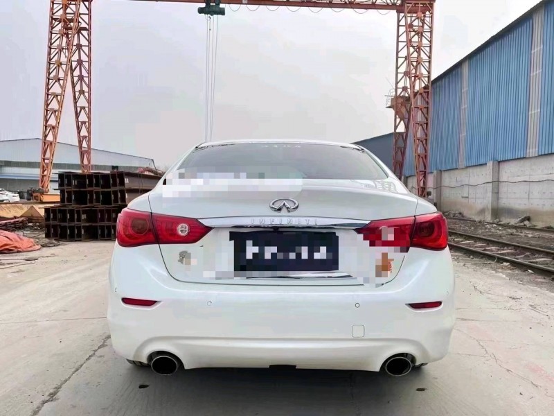 鄭州15年英菲尼迪Q50L8