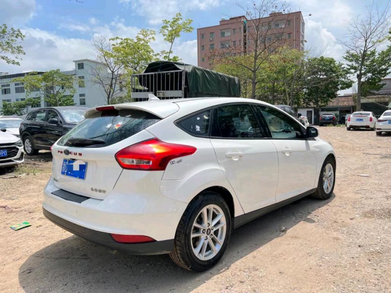 广州16年福特福克斯7