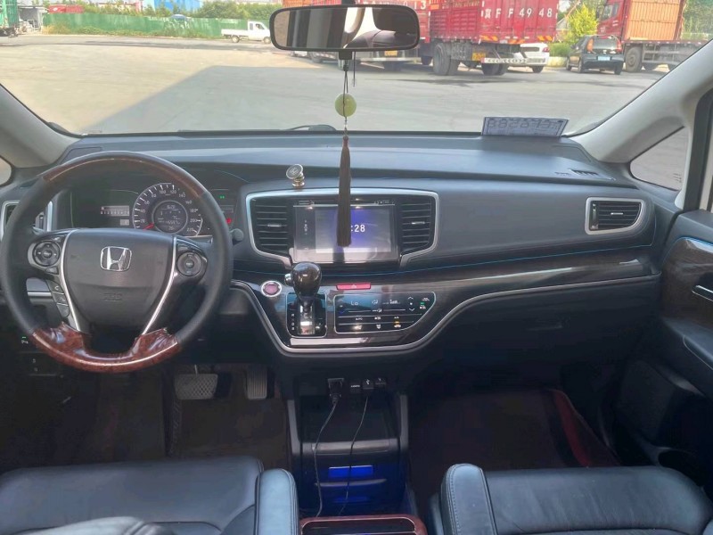 保定16年本田奥德赛5