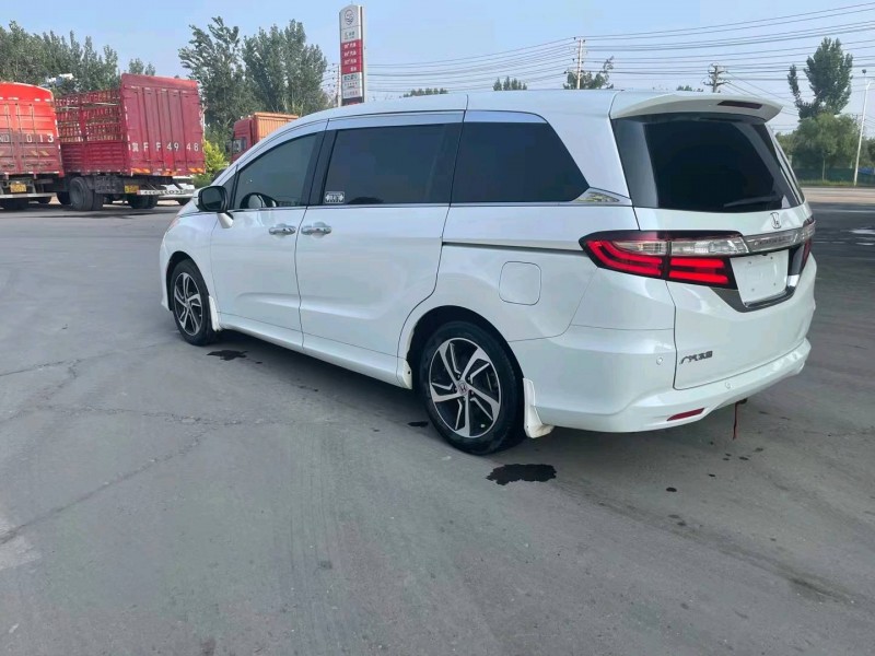 保定16年本田奥德赛8