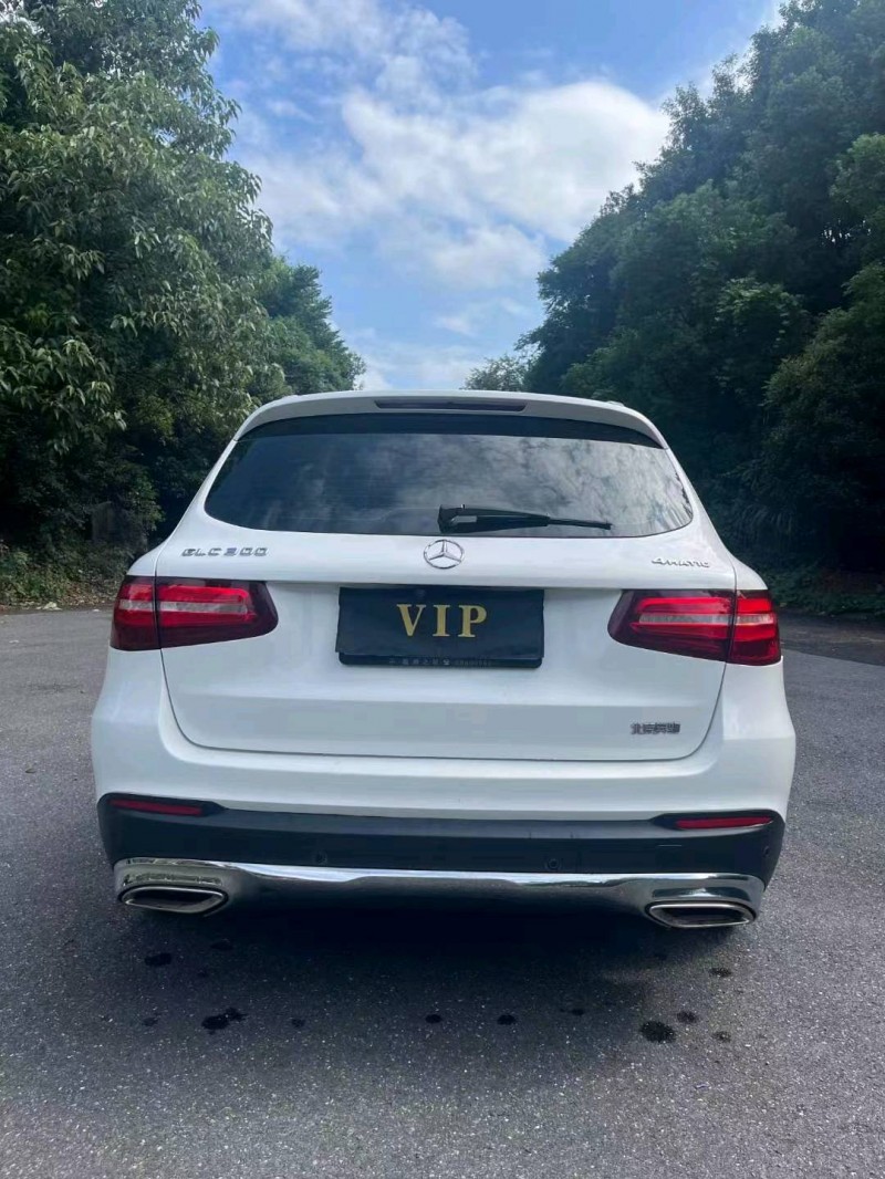 嘉兴18年奔驰GLC9