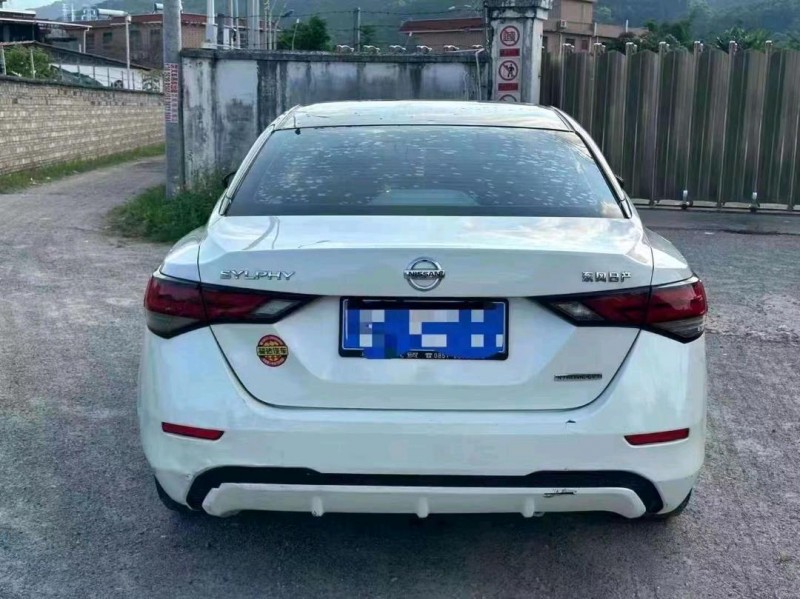 珠海19年日产轩逸9