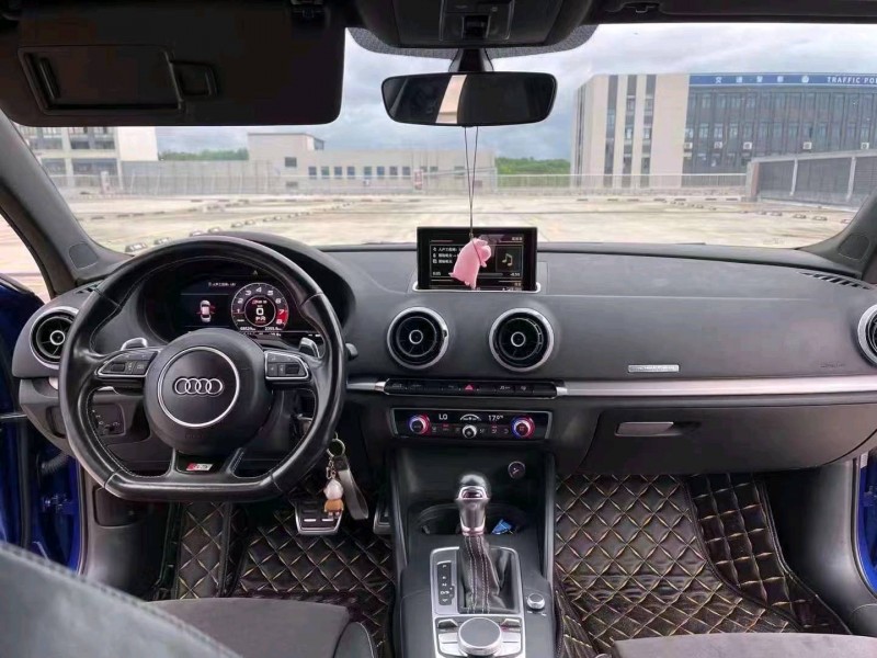 嘉兴18年奥迪S56