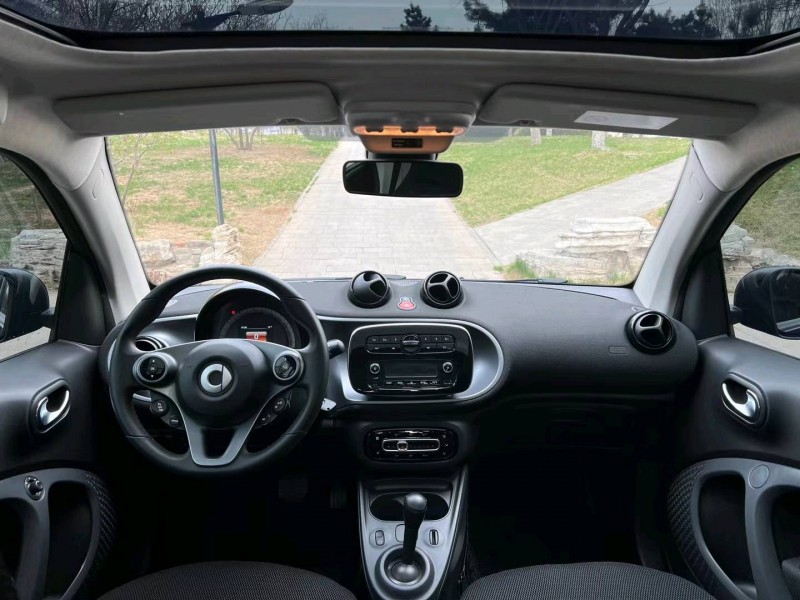 邢台17年奔驰smart5