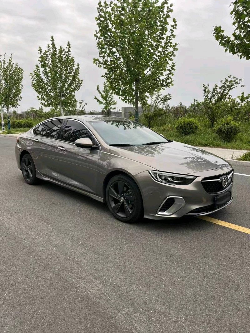 徐州18年别克君威2