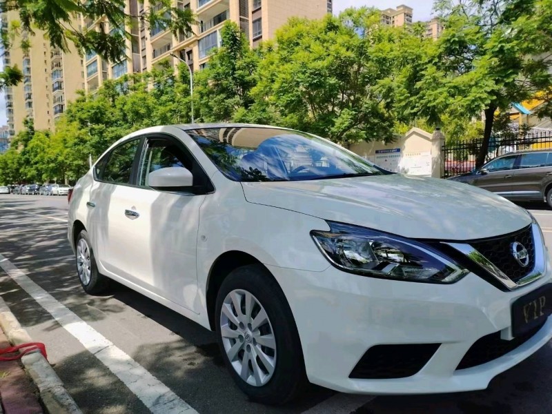 黔西南23年日產軒逸3