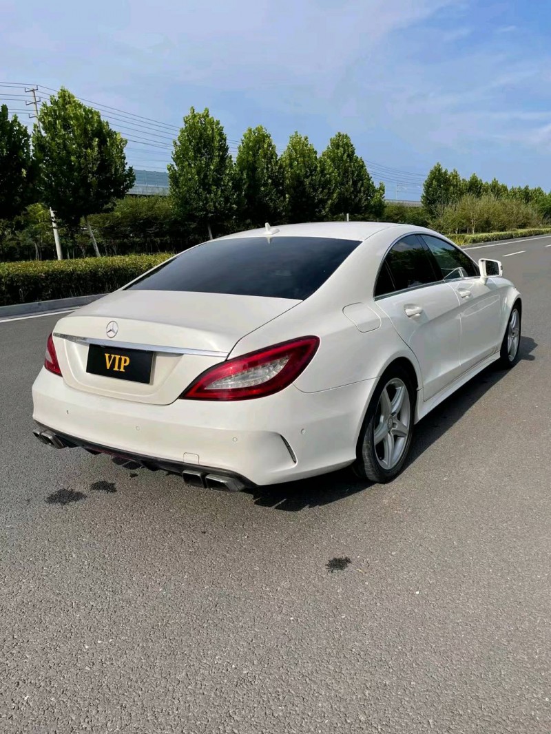 徐州17年奔驰CLS8