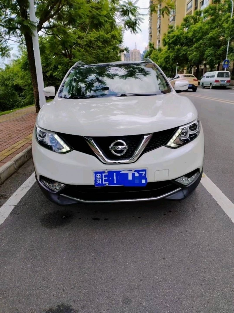 黔西南17年日產逍客1
