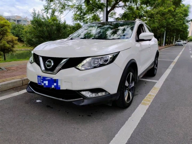 黔西南17年日產逍客3