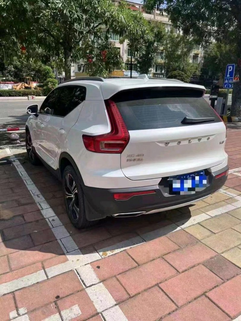 珠海20年沃尔沃XC403