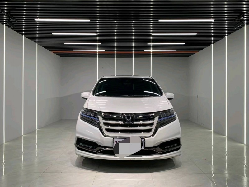 成都21年本田艾力绅1