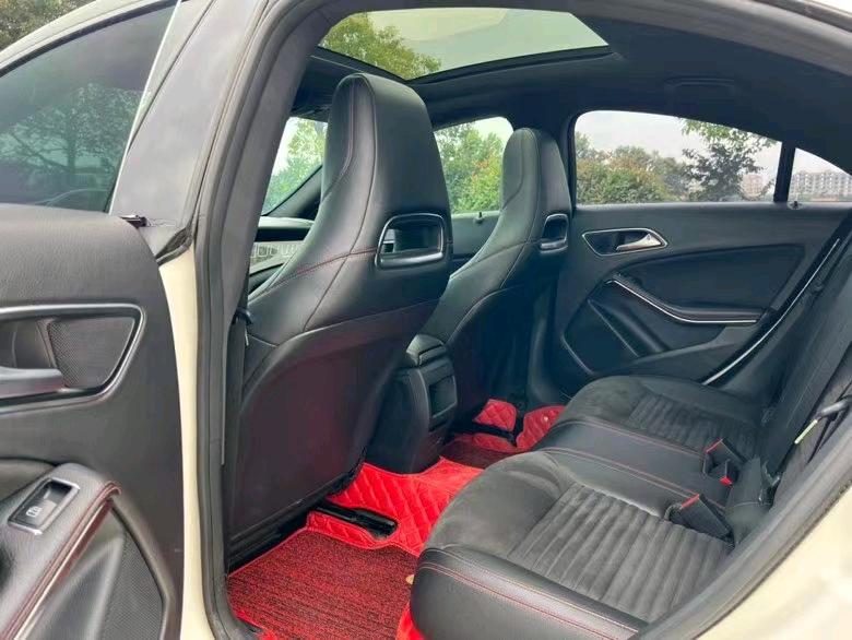 盐城16年奔驰CLA6