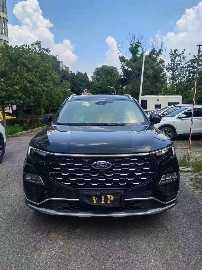 宜昌22年福特领裕1