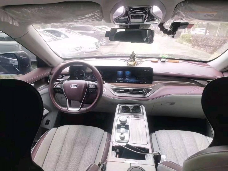 宜昌22年福特领裕8