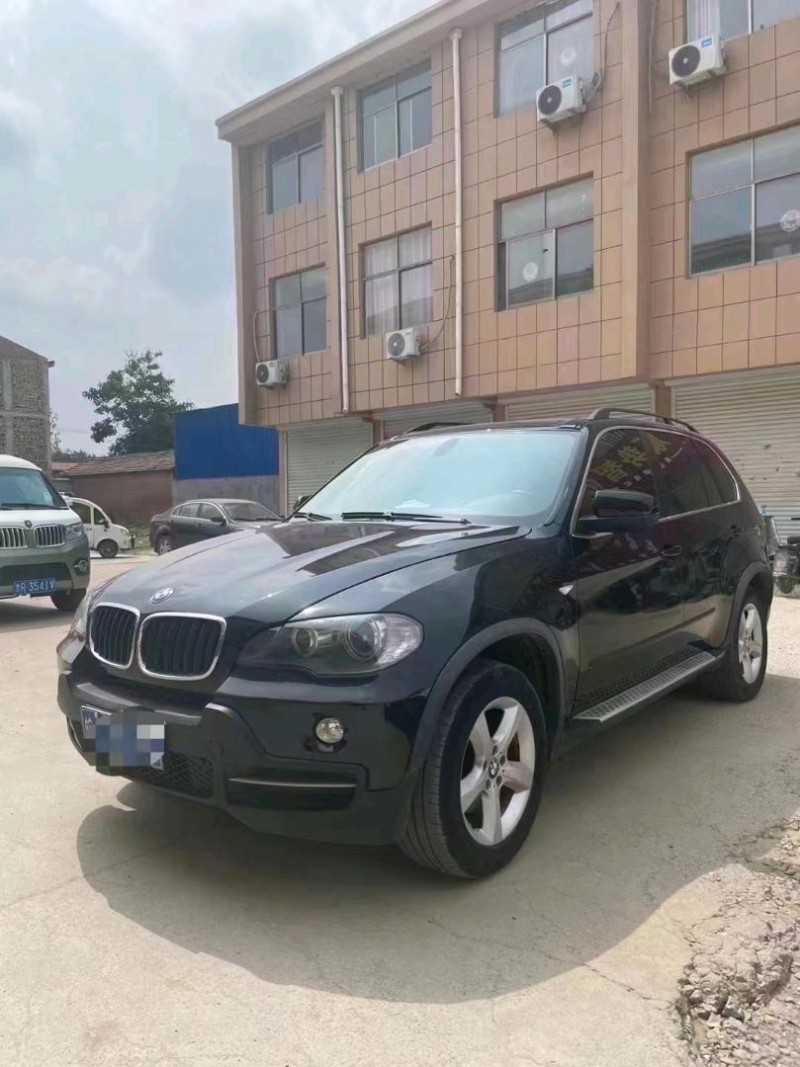 济南09年宝马X55