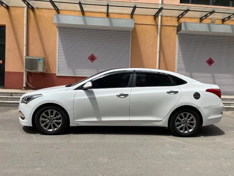 廊坊15年现代名图3