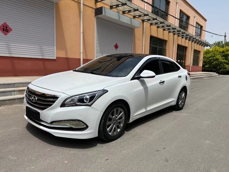 廊坊15年现代名图5