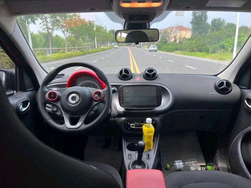 青岛18年奔驰smart3