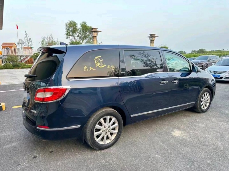 济南13年别克GL89