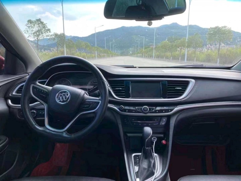 济南19年别克英朗8