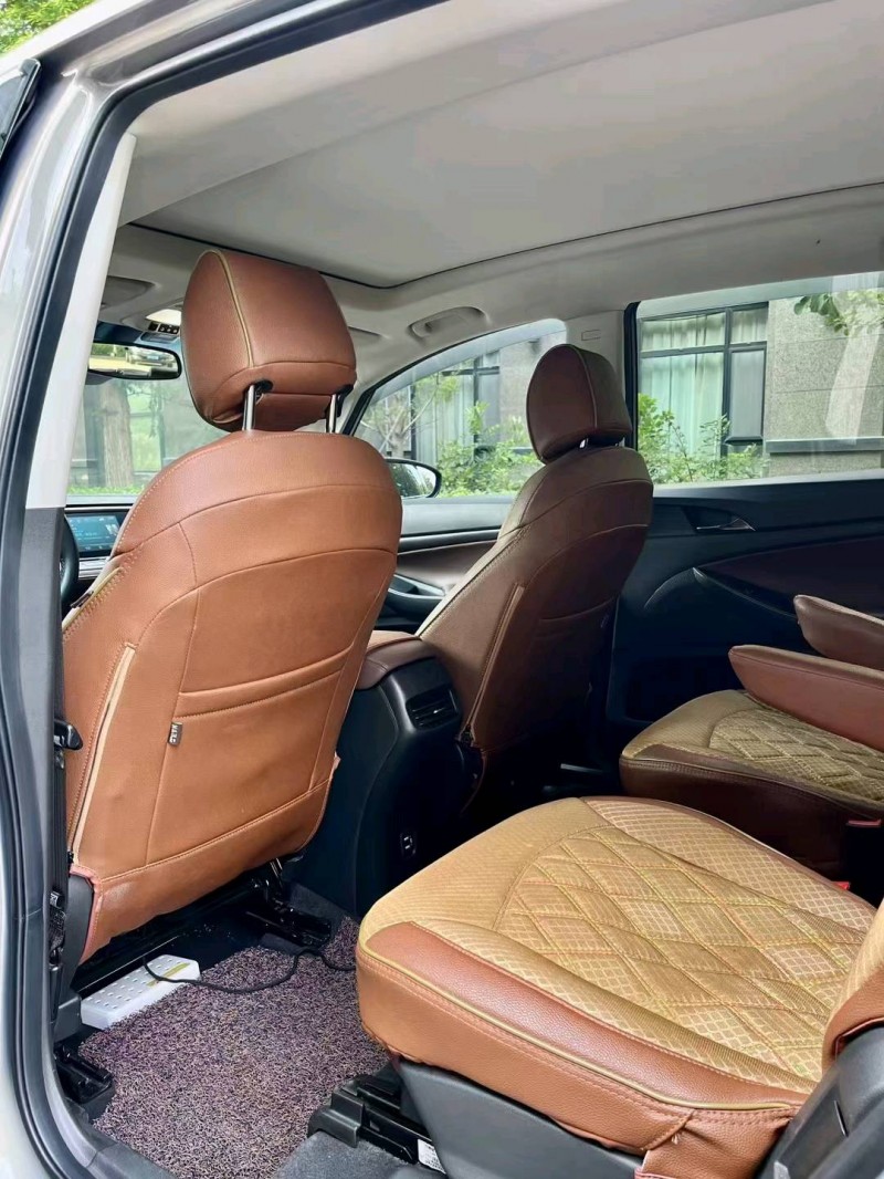 济南19年别克GL66