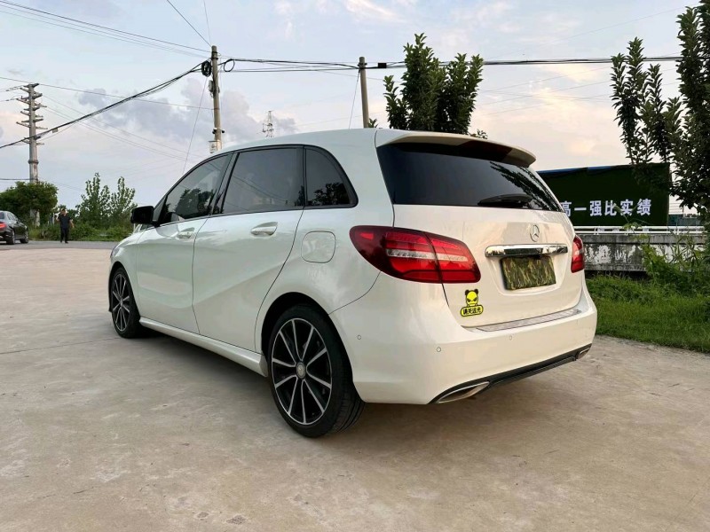 徐州16年奔驰B8