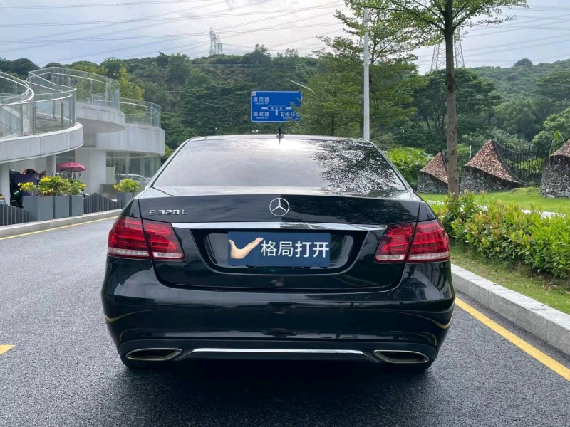 深圳14年奔驰E9