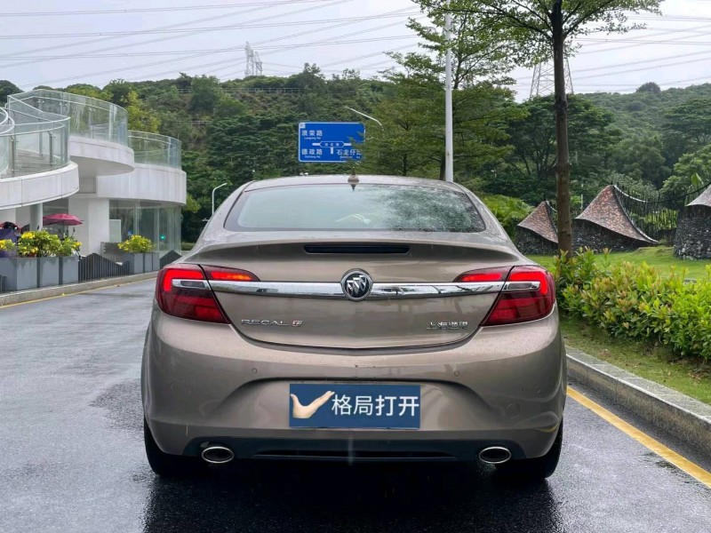 深圳15年别克君威9