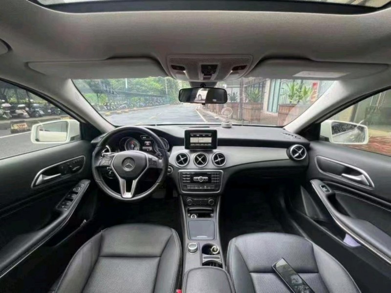 珠海15年奔驰GLA5