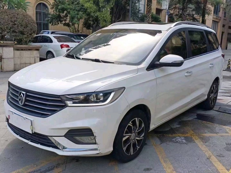 珠海19年寶駿3602