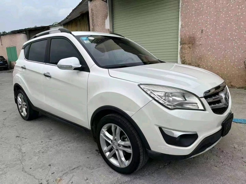 珠海15年长安汽车CS352