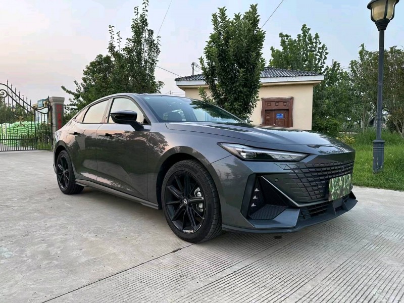 徐州22年长安汽车UNI-V2