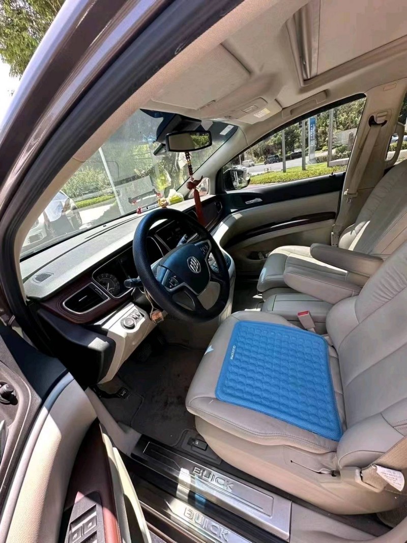 枣庄17年别克GL84