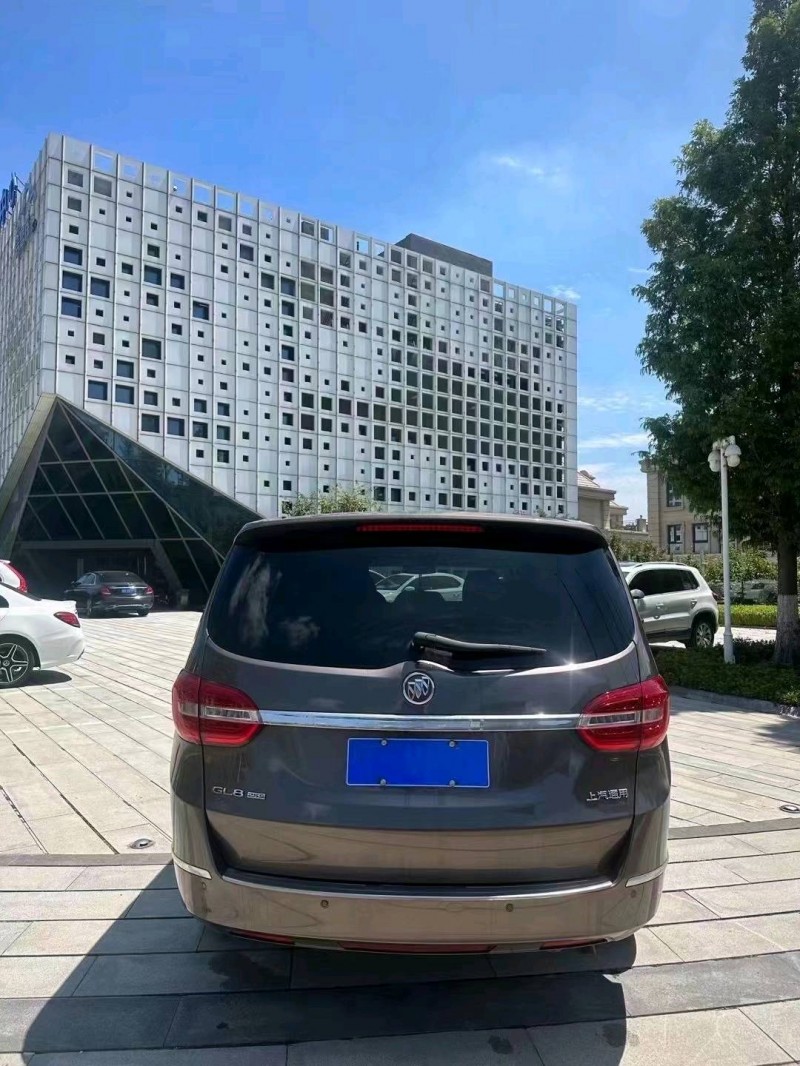 枣庄17年别克GL86