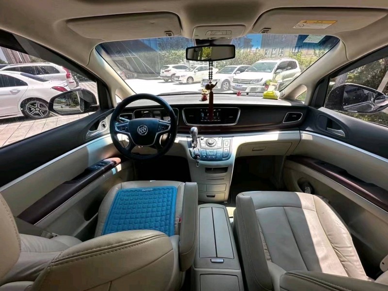 枣庄17年别克GL89