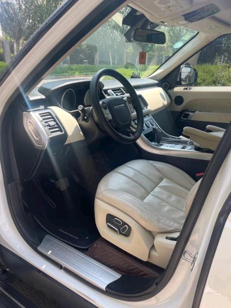 沈阳14年路虎揽胜运动7