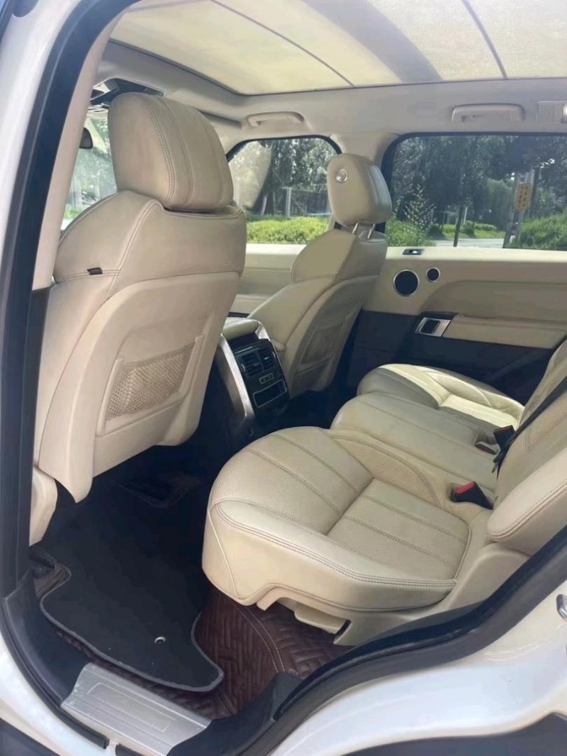 沈阳14年路虎揽胜运动8