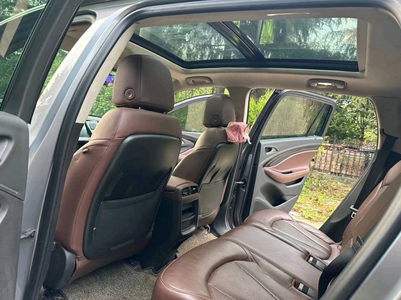 徐州21年别克昂科威7