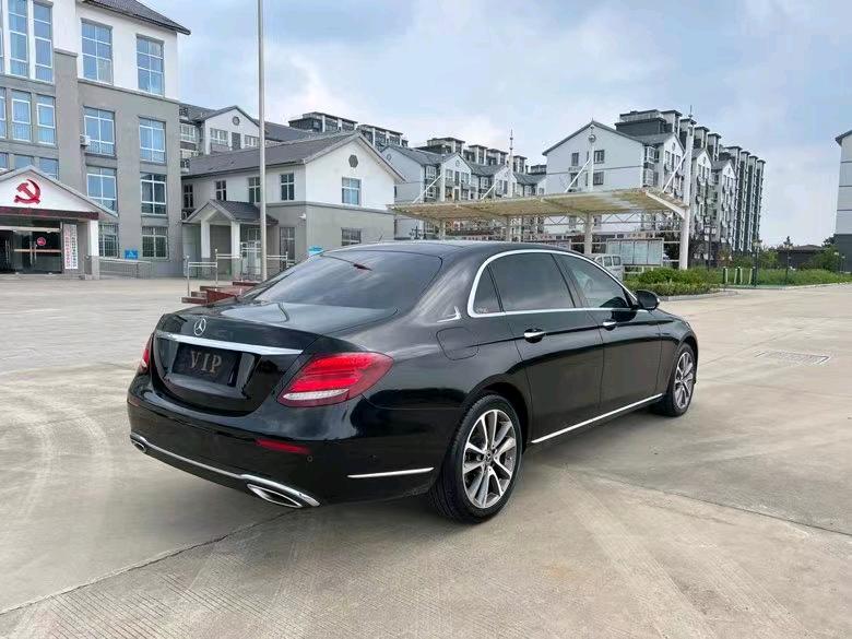 盐城17年奔驰E8