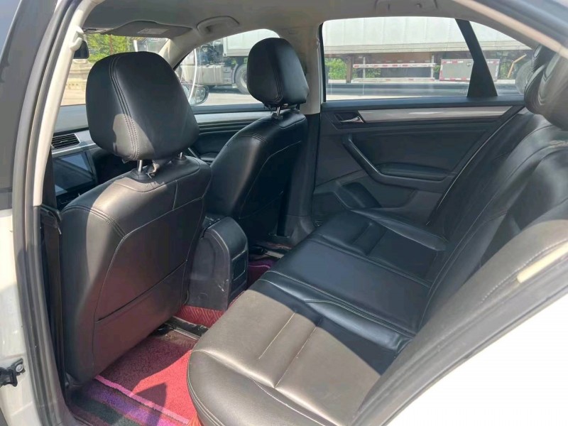 济南17年大众宝来5