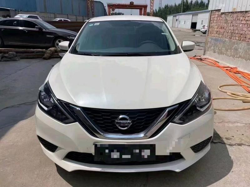 鄭州21年日產軒逸1