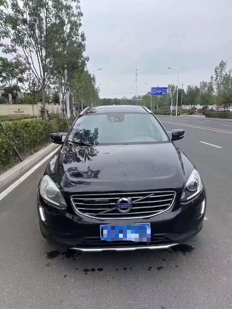 青岛14年沃尔沃XC601