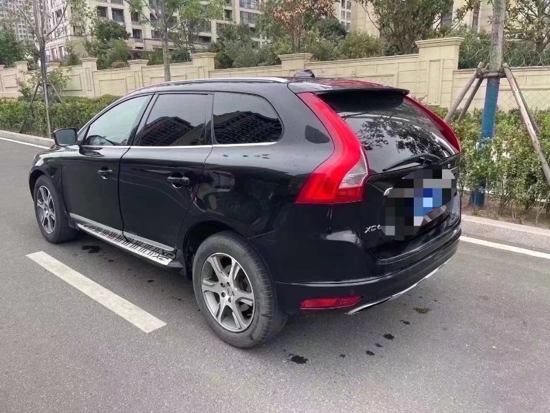 青岛14年沃尔沃XC604
