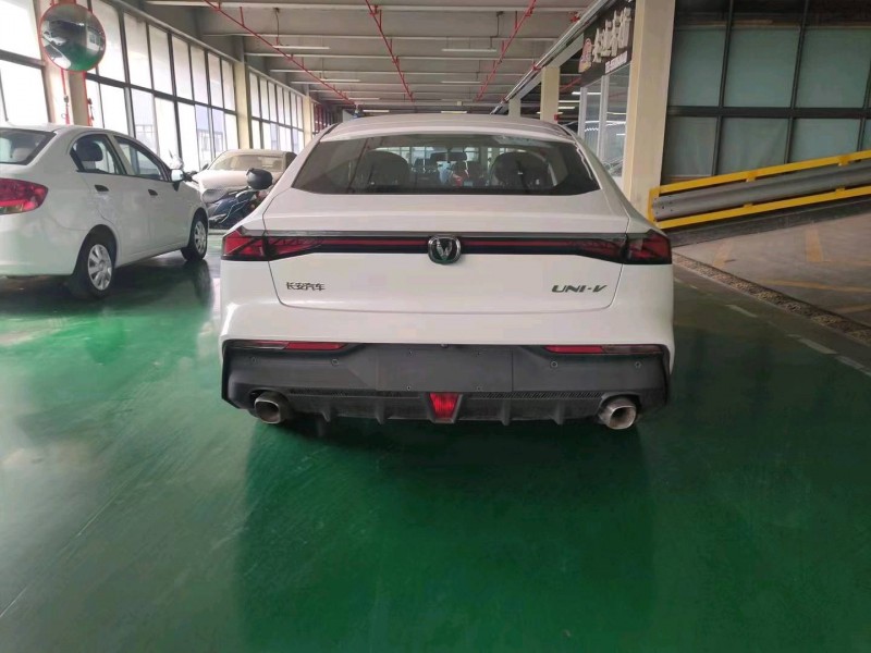 枣庄23年长安汽车UNI-V3