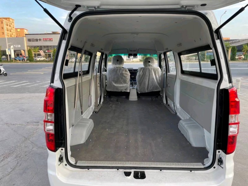 广州23年华晨鑫源6