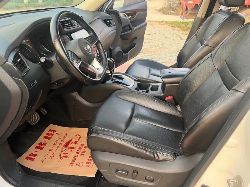 徐州18年日产奇骏8