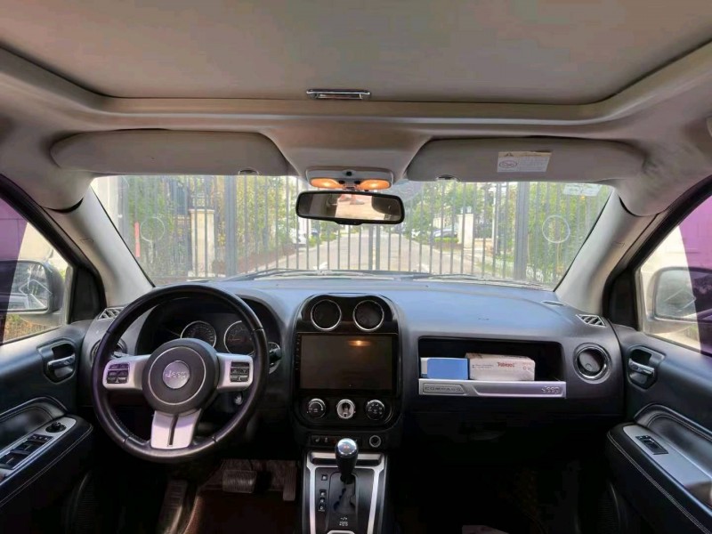 枣庄15年Jeep指南者8